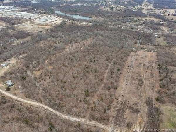 15 Acres of Recreational Land for Sale in Tulsa, Oklahoma