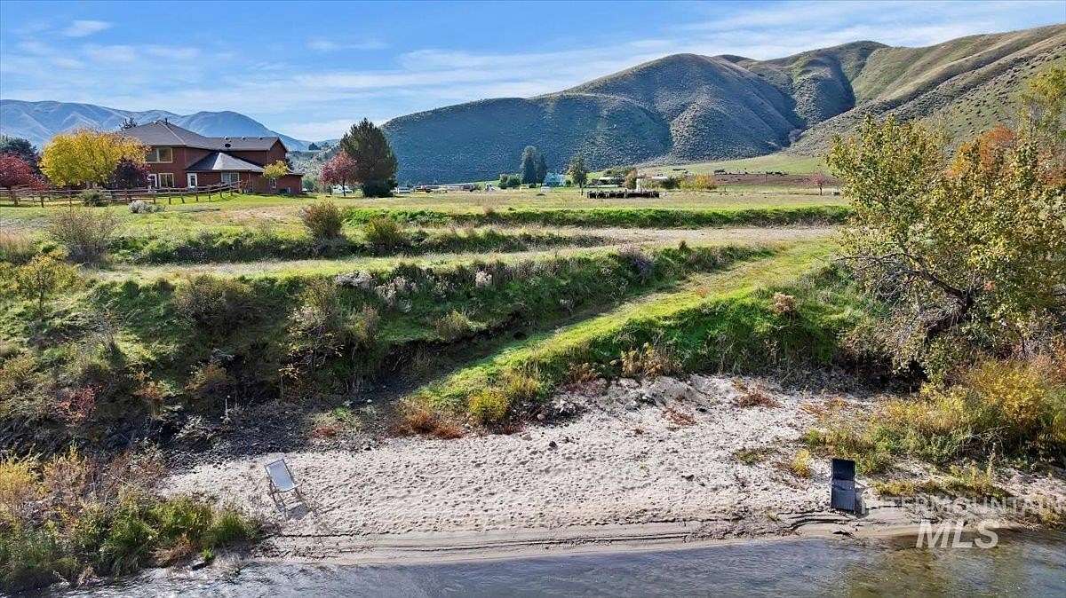 2 Acres of Land for Sale in Horseshoe Bend, Idaho