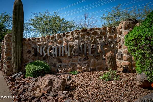 0.52 Acres of Residential Land for Sale in Glendale, Arizona