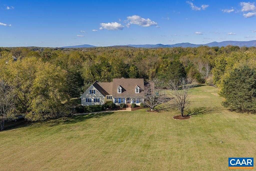 8 Acres of Residential Land with Home for Sale in Ruckersville, Virginia