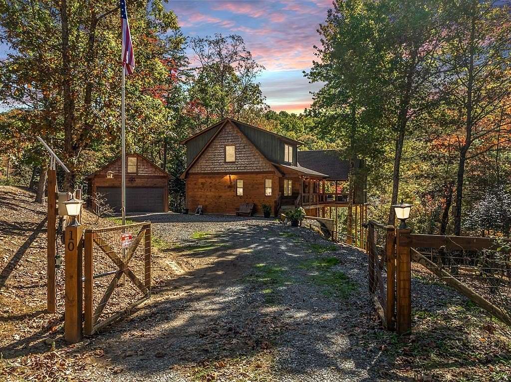 2.12 Acres of Residential Land with Home for Sale in Blue Ridge, Georgia