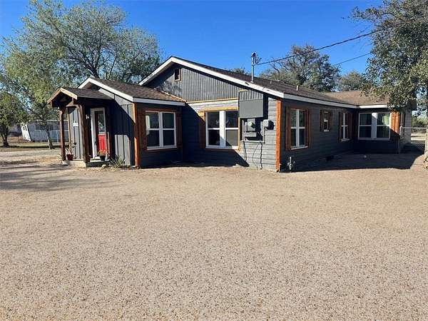 2 Acres of Residential Land with Home for Sale in Alice, Texas