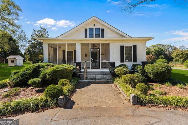 5 Acres of Residential Land with Home for Sale in Griffin, Georgia