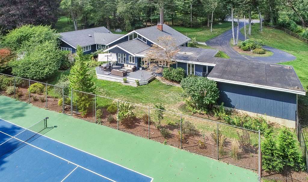 2 Acres of Residential Land with Home for Sale in Woodbridge, Connecticut