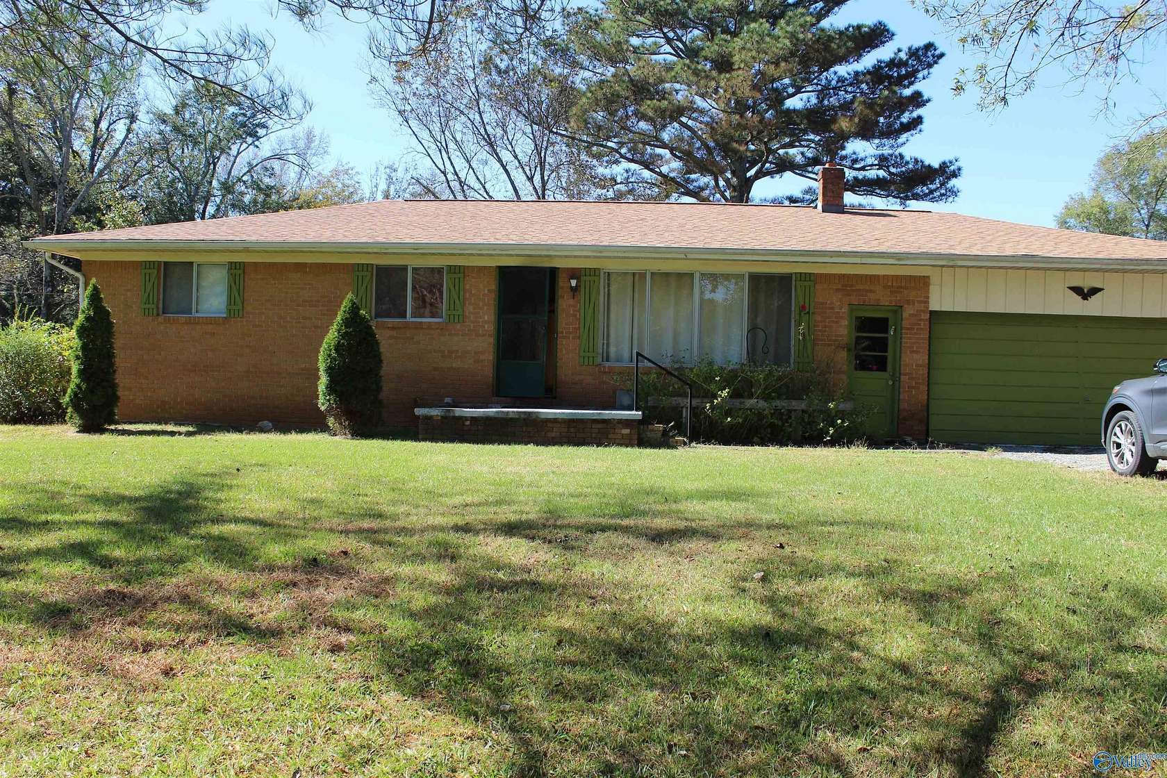 1.5 Acres of Residential Land with Home for Sale in Trinity, Alabama