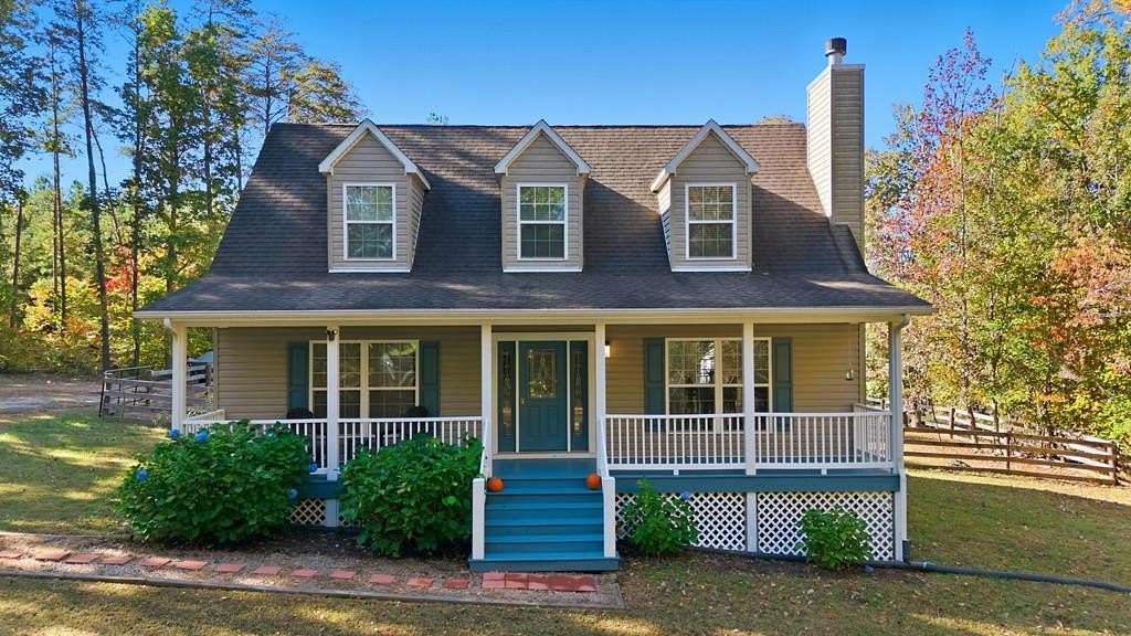 1.55 Acres of Residential Land with Home for Sale in Green Bay, Virginia