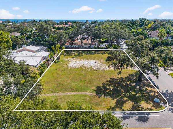 0.33 Acres of Residential Land for Sale in St. Petersburg, Florida