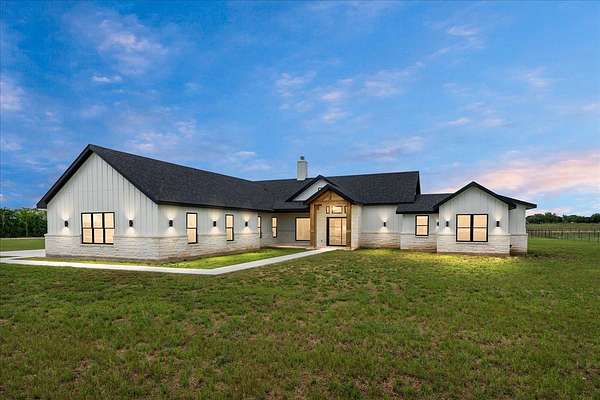 2 Acres of Residential Land with Home for Sale in Georgetown, Texas