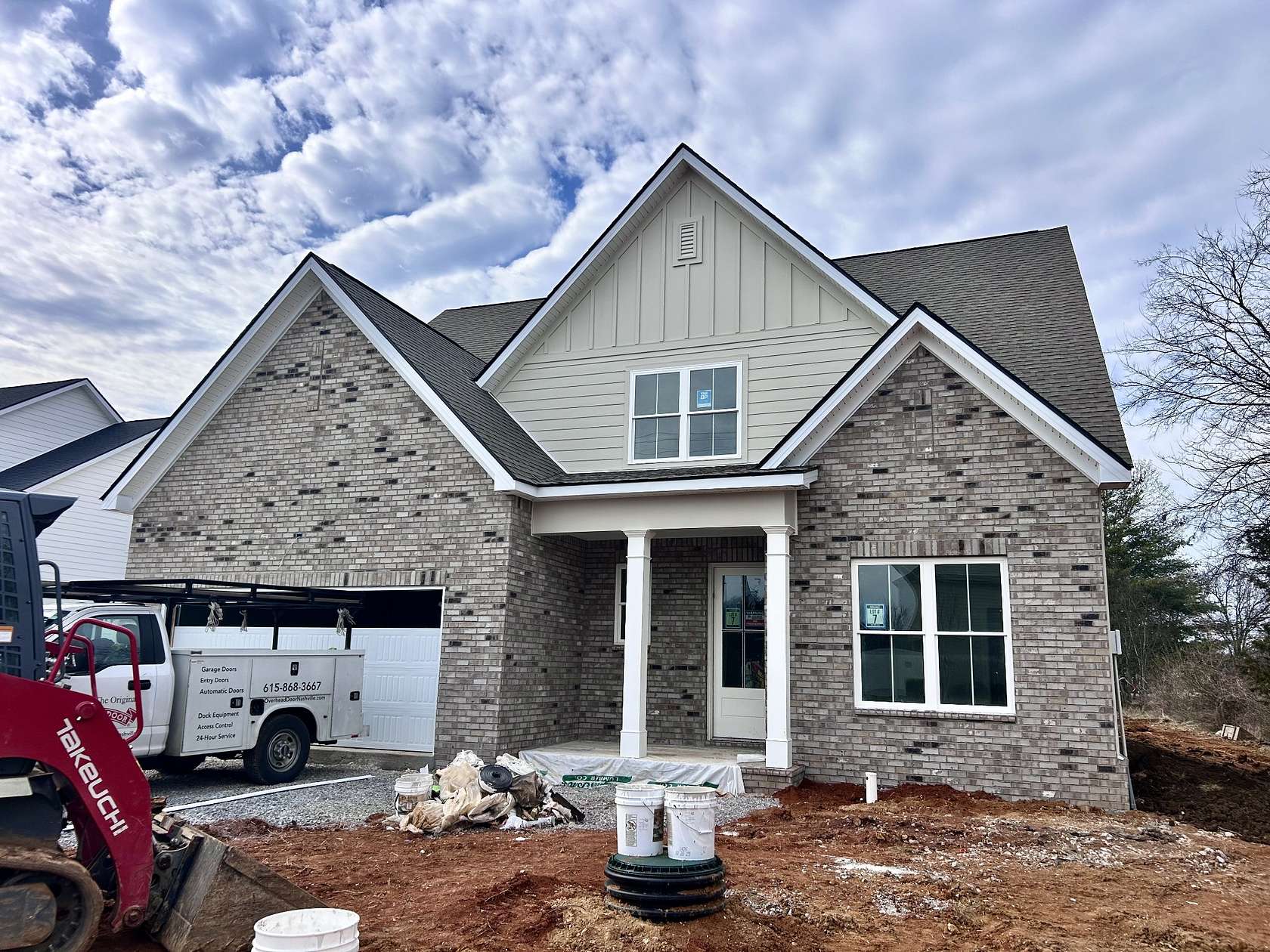 3.13 Acres of Land with Home for Sale in Murfreesboro, Tennessee