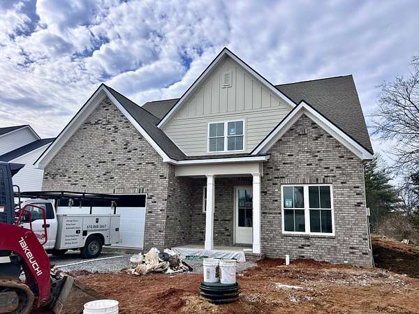 3.13 Acres of Residential Land with Home for Sale in Murfreesboro, Tennessee