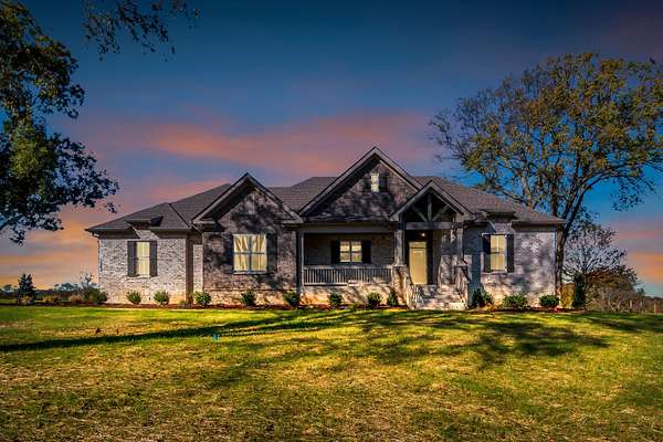 7.16 Acres of Residential Land with Home for Sale in Spring Hill, Tennessee