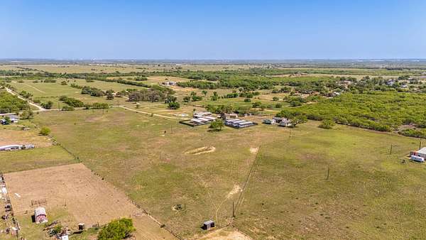 20 Acres of Improved Commercial Land for Sale in Von Ormy, Texas