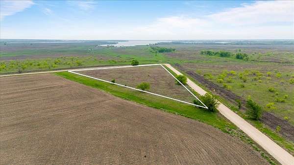 3 Acres of Land for Sale in Granger, Texas