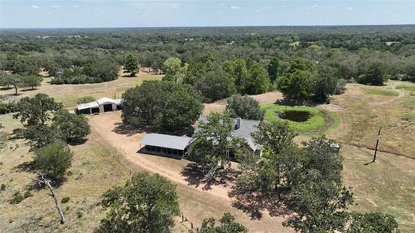 39 Acres of Land with Home for Sale in Smithville, Texas