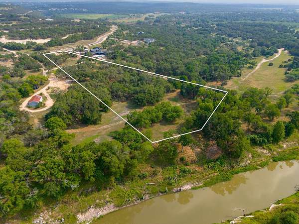 4.64 Acres of Residential Land for Sale in Canyon Lake, Texas