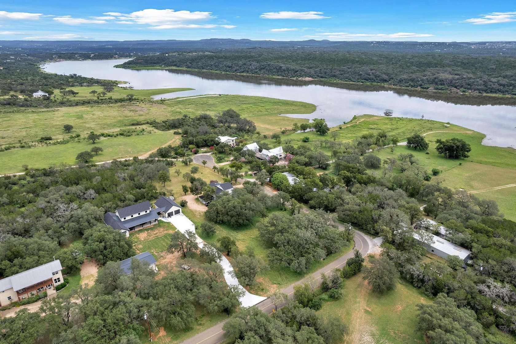 1 Acre of Land for Sale in Spicewood, Texas