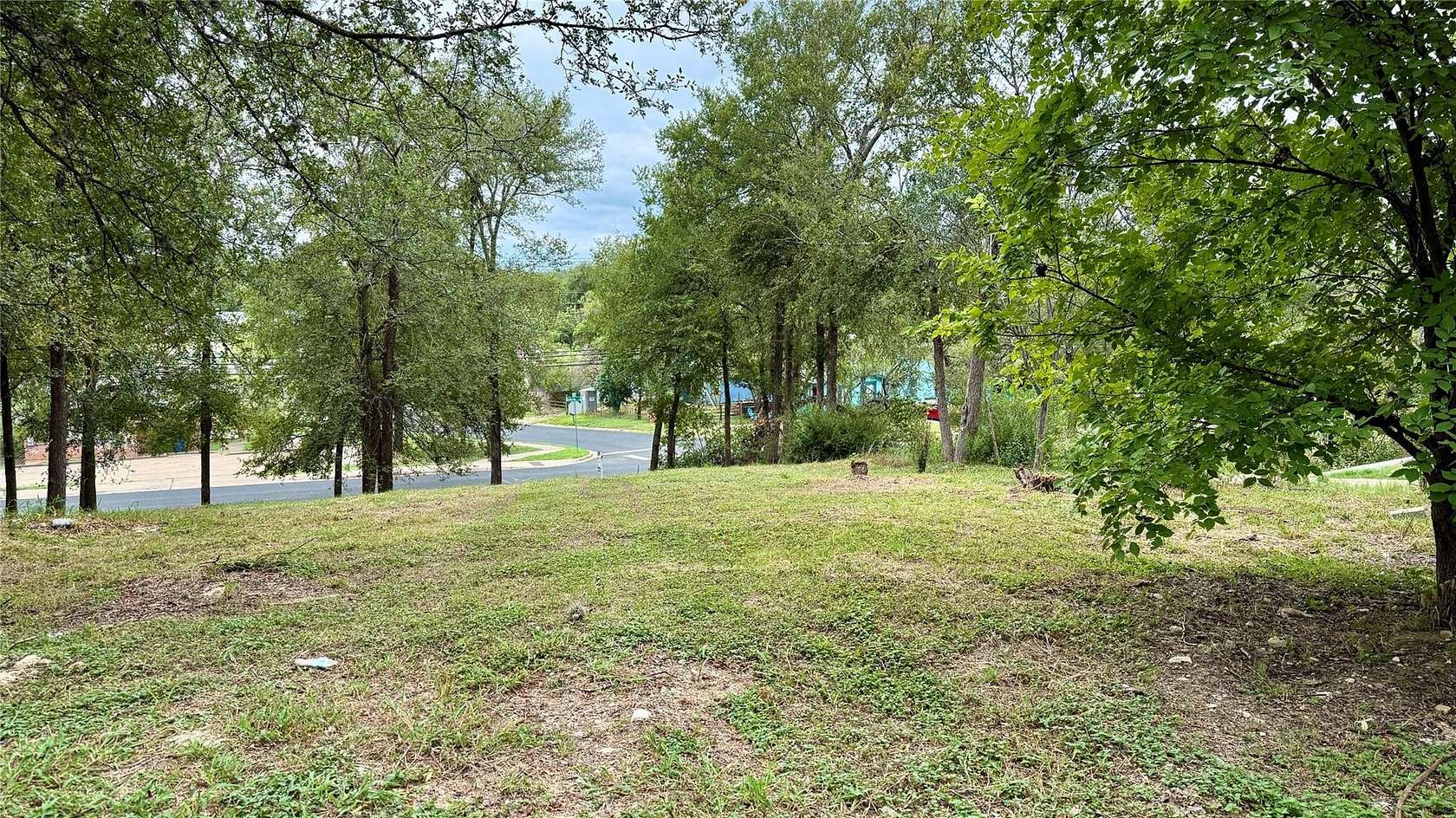 1 Acre of Residential Land for Sale in Austin, Texas