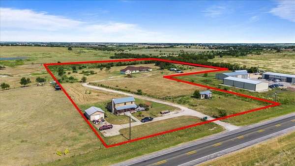 15.1 Acres of Improved Mixed-Use Land for Sale in Manor, Texas