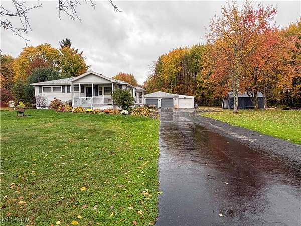 2.5 Acres of Residential Land with Home for Sale in Masury, Ohio