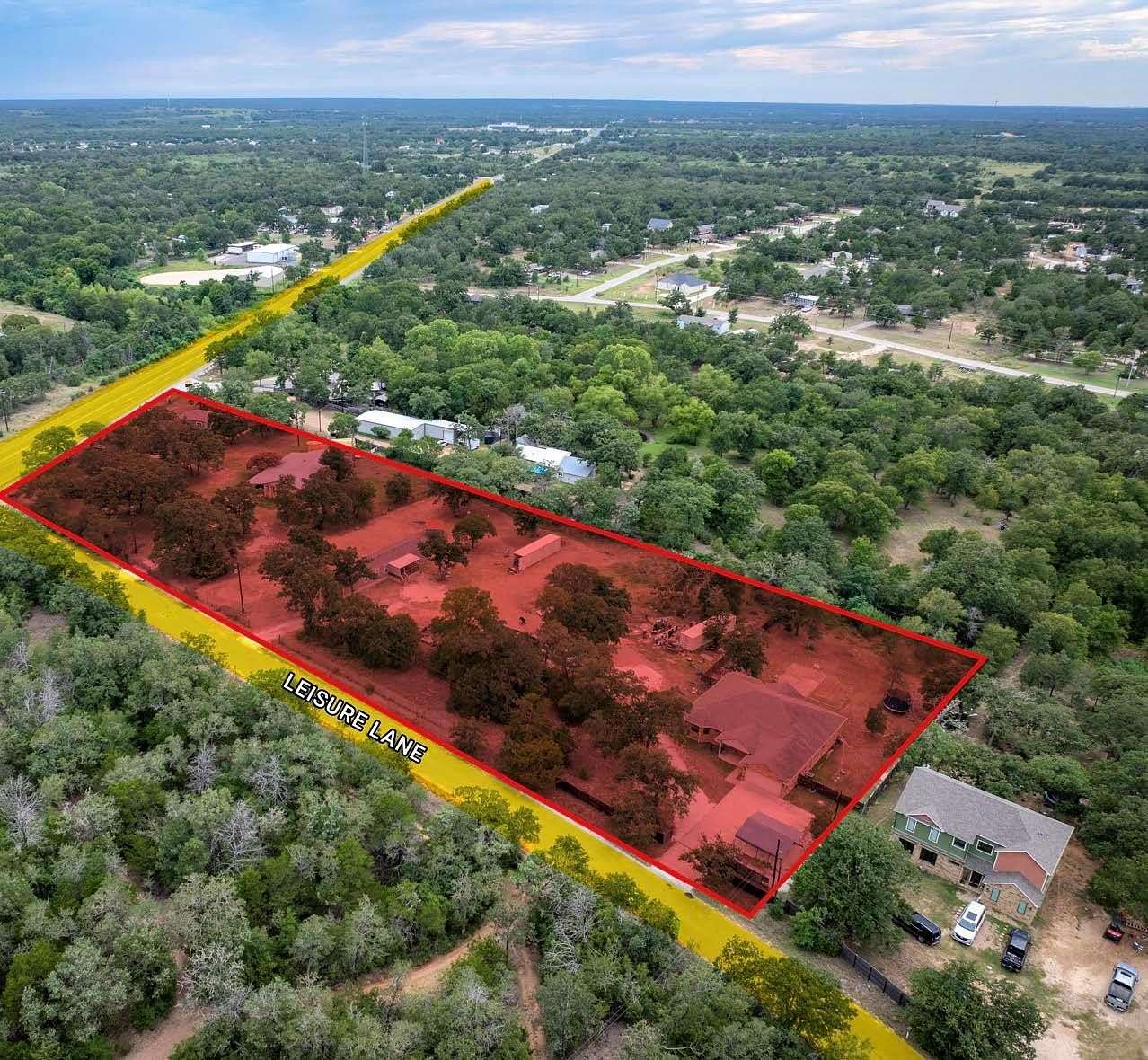 4 Acres of Improved Mixed-Use Land for Sale in Cedar Creek, Texas