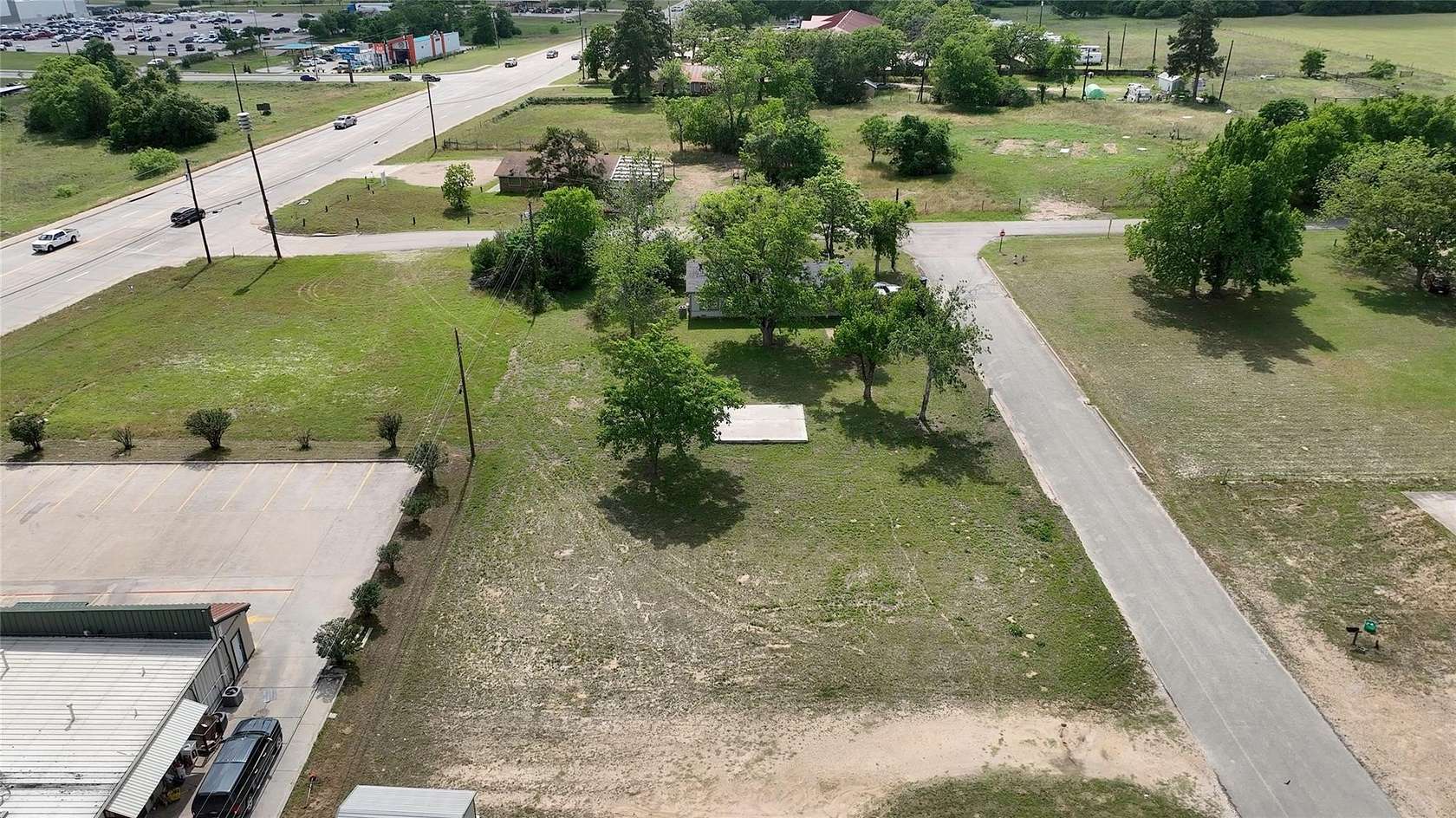 0.45 Acres of Commercial Land for Sale in Rockdale, Texas