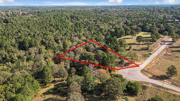 5 Acres of Residential Land for Sale in Big Sandy, Texas