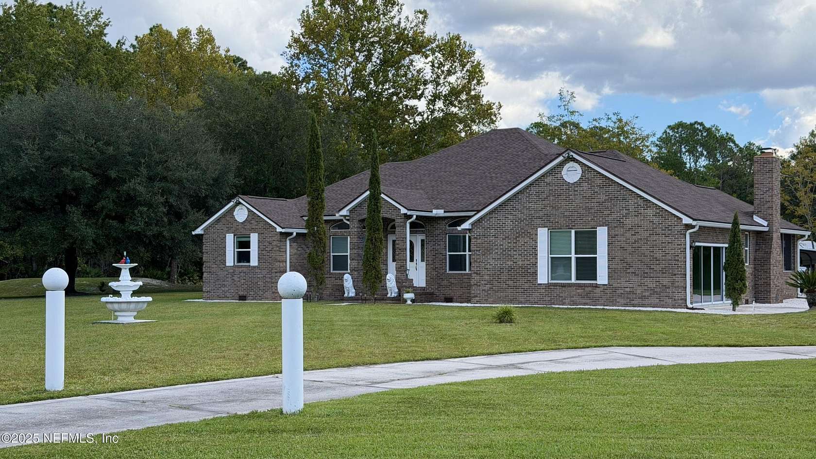 3.29 Acres of Residential Land with Home for Sale in Jacksonville, Florida