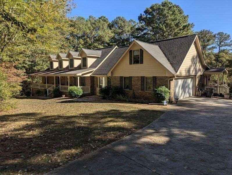5.28 Acres of Residential Land with Home for Sale in Conyers, Georgia
