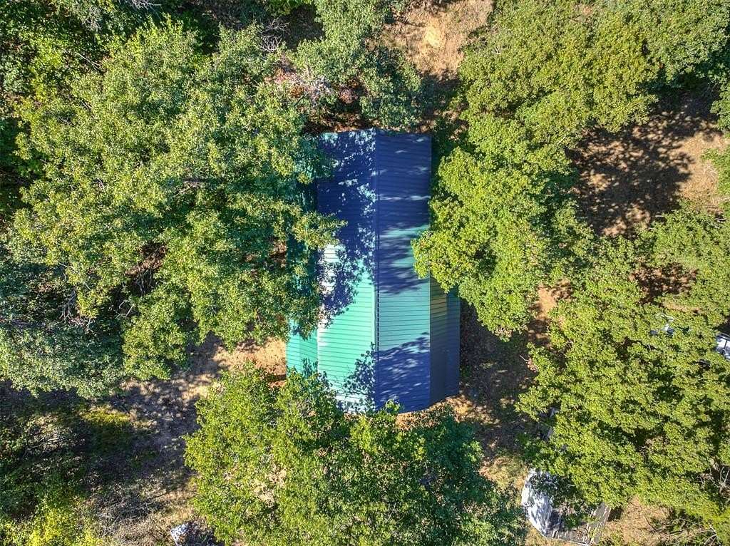 20 Acres of Land with Home for Sale in Crescent, Oklahoma