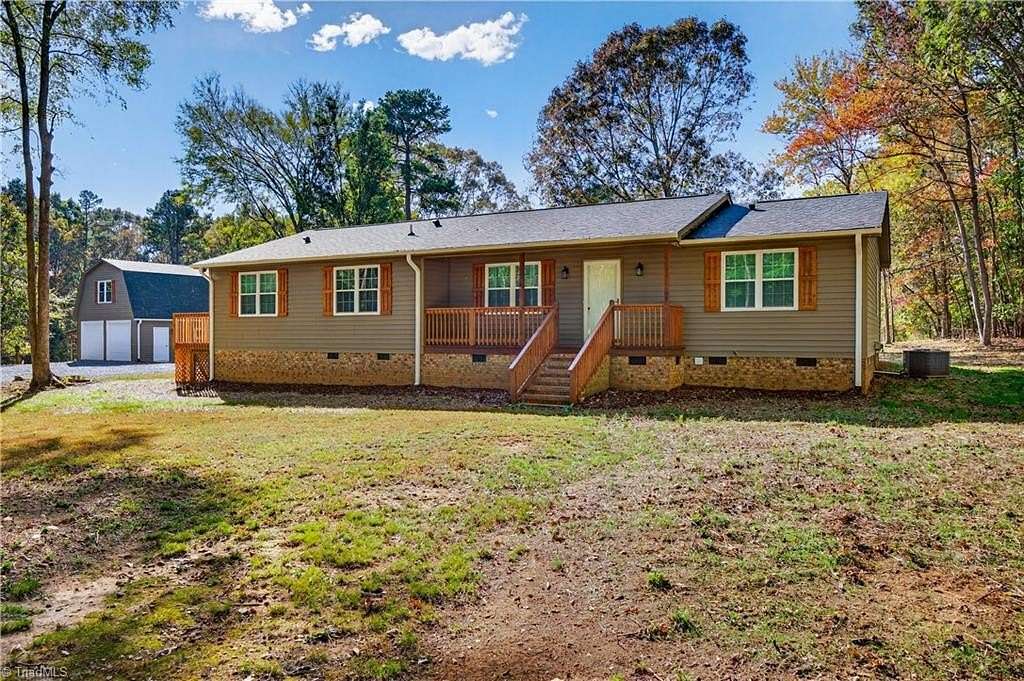 4 Acres of Residential Land with Home for Sale in Randleman, North Carolina