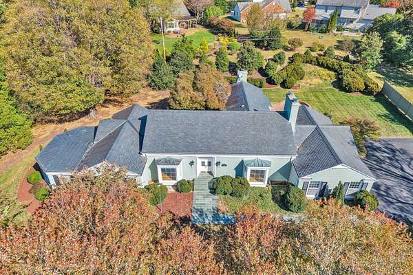 6.33 Acres of Residential Land with Home for Sale in Roanoke, Virginia