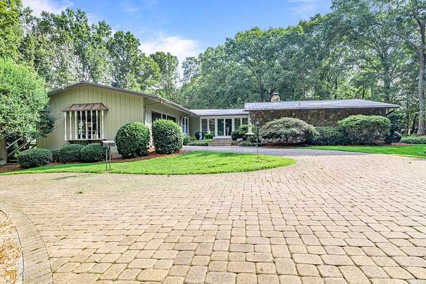 6 Acres of Residential Land with Home for Sale in Alto, Georgia