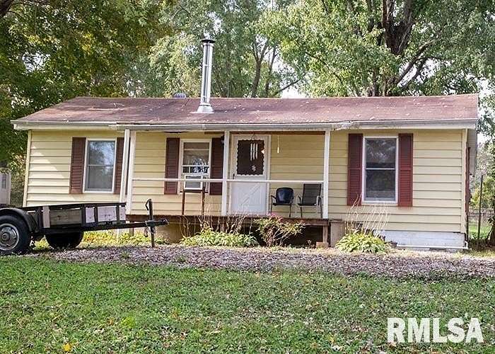 10.3 Acres of Land with Home for Sale in Vienna, Illinois