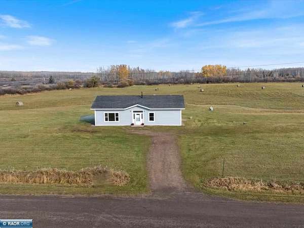 4.6 Acres of Residential Land with Home for Sale in Hibbing, Minnesota