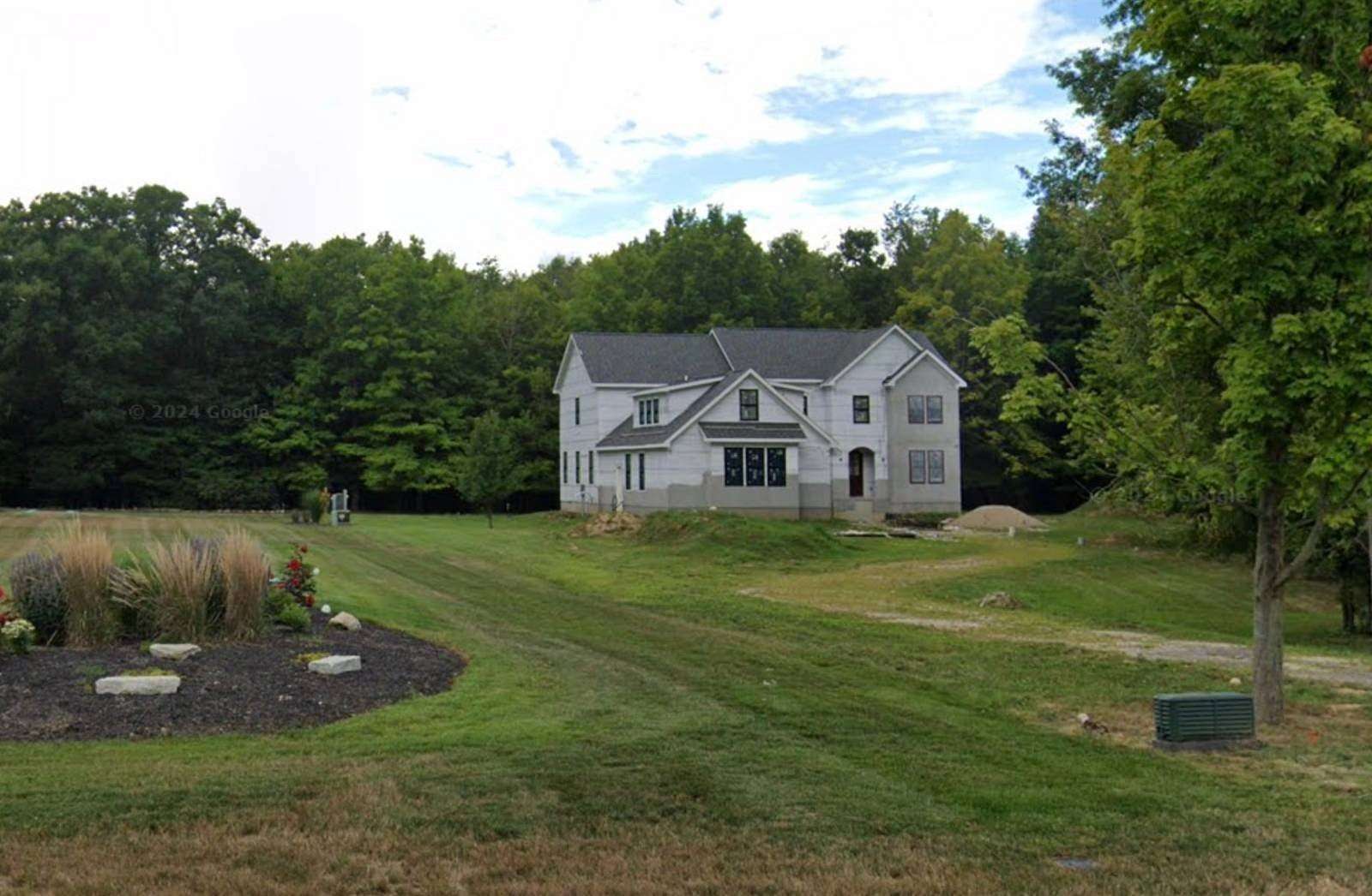 2 Acres of Residential Land with Home for Auction in Sunbury, Ohio