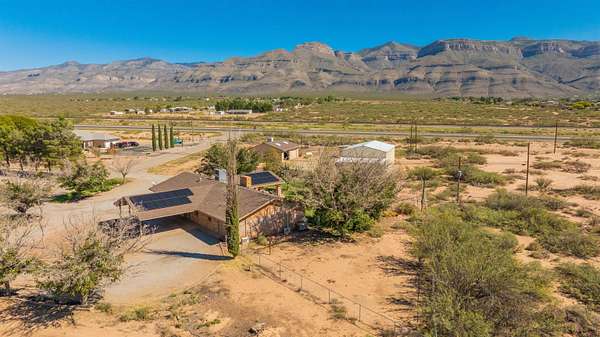 1.63 Acres of Residential Land with Home for Sale in Alamogordo, New Mexico