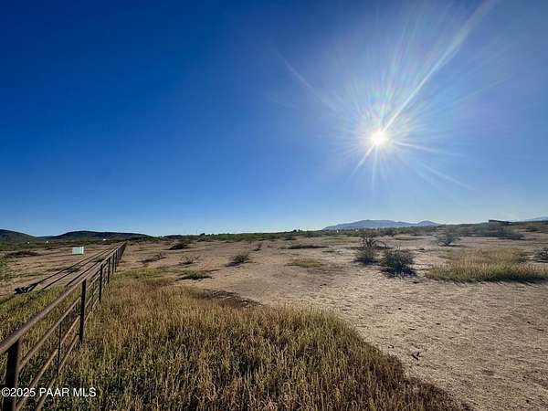 5 Acres of Residential Land for Sale in Wickenburg, Arizona