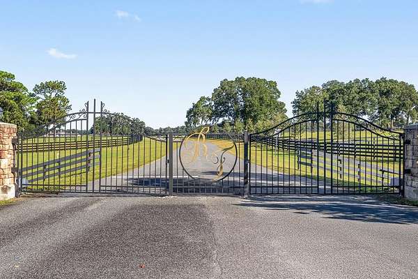 10.8 Acres of Land for Sale in Citra, Florida