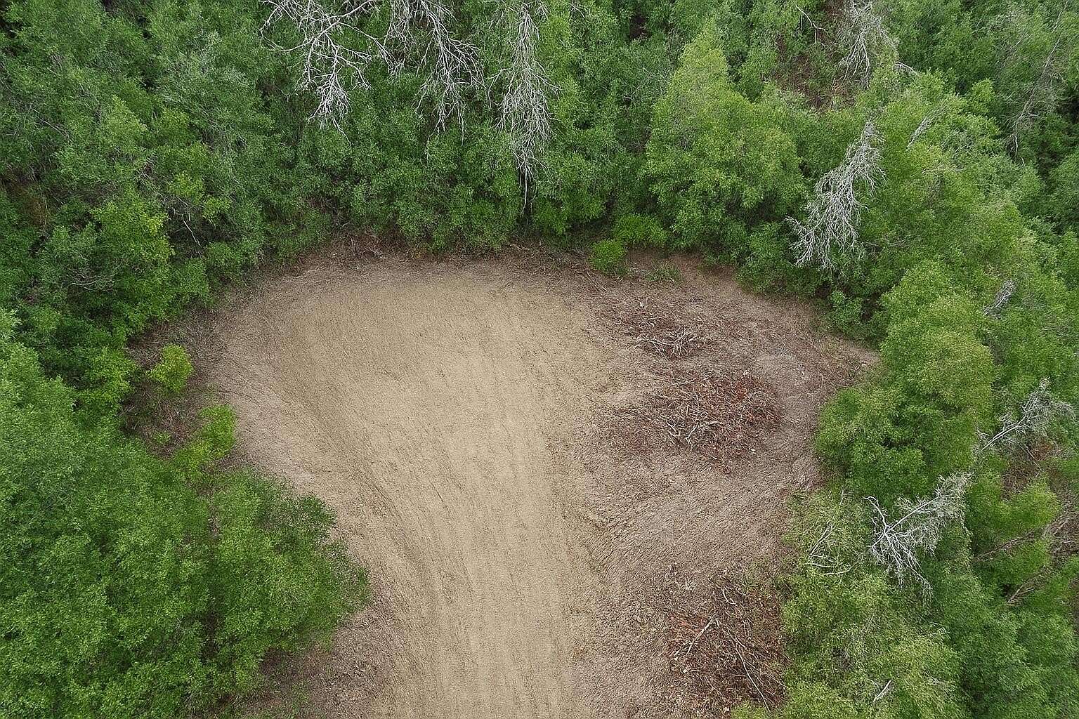 27.3 Acres of Land for Sale in Applegate, Oregon