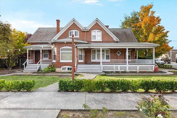 23 Acres of Mixed-Use Land for Sale in Grants Pass, Oregon