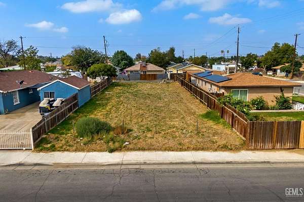 0.14 Acres of Residential Land for Sale in Bakersfield, California