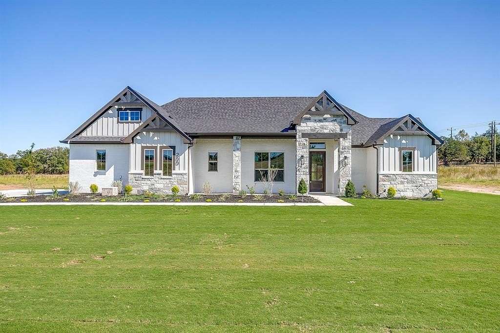 2 Acres of Residential Land with Home for Sale in Poolville, Texas