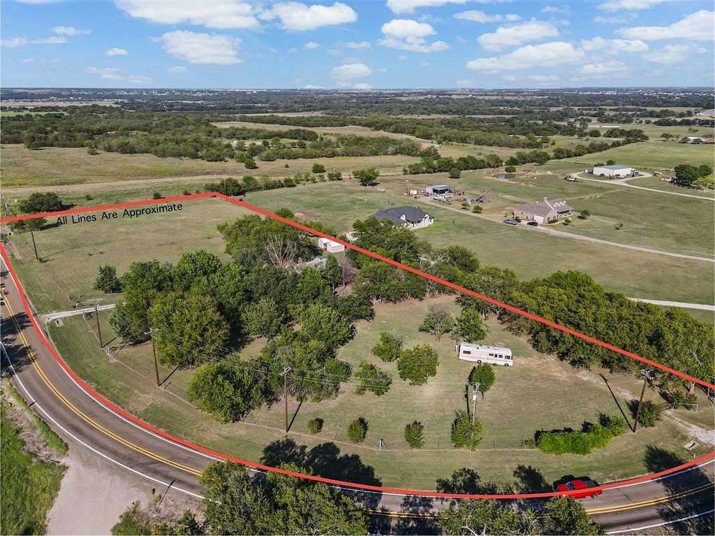 5 Acres of Residential Land with Home for Sale in Justin, Texas