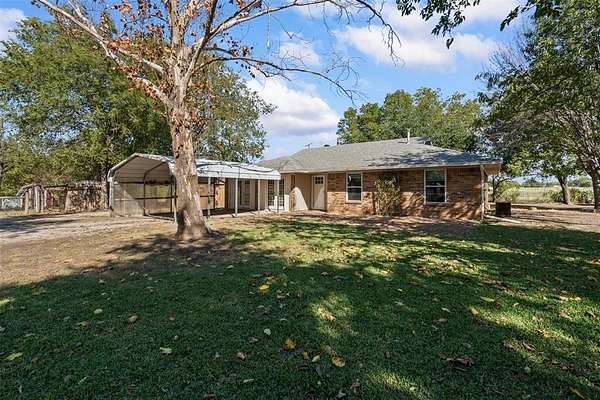 5 Acres of Residential Land with Home for Sale in Justin, Texas