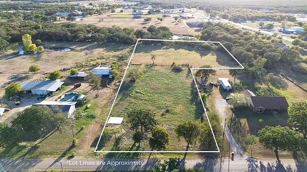 4.29 Acres of Residential Land for Sale in Axtell, Texas