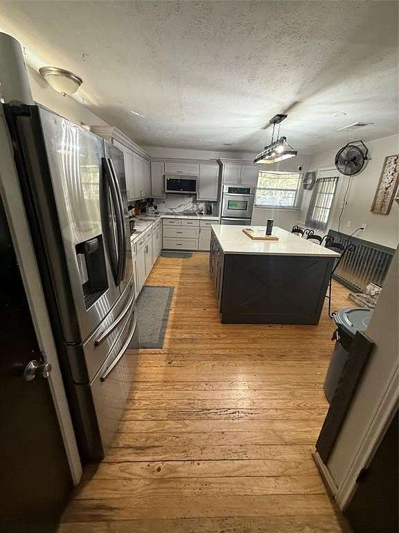 1.61 Acres of Residential Land with Home for Sale in Kemp, Texas