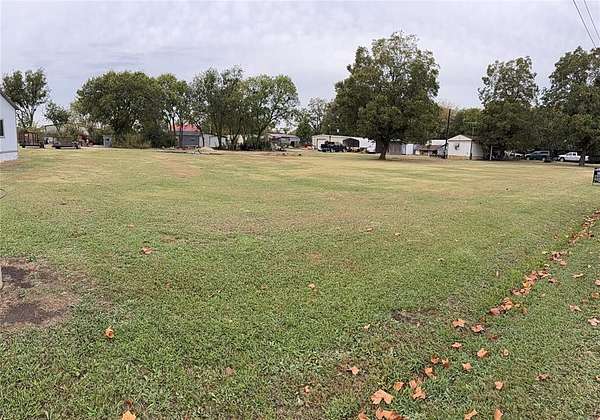 0.92 Acres of Mixed-Use Land for Sale in Tioga, Texas