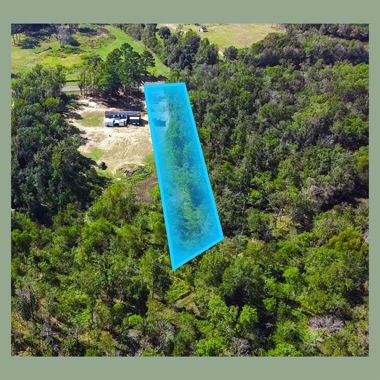 2.5 Acres of Land for Sale in Grandview, Texas