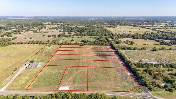 1.15 Acres of Residential Land for Sale in Wolfe City, Texas