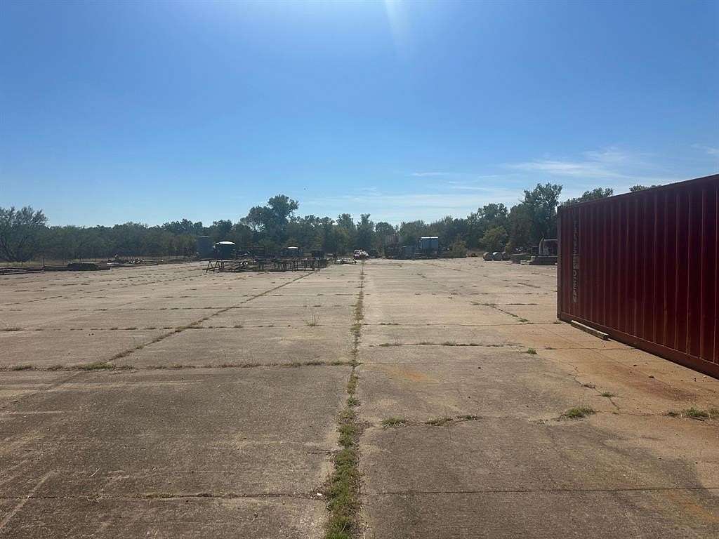 5.4 Acres of Commercial Land for Sale in Mineral Wells, Texas